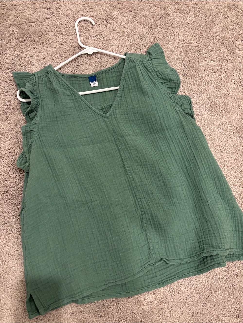 Old Navy gauze style sleeveless top